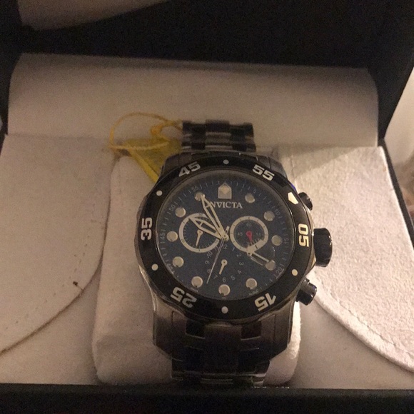 Invicta Watch - Picture 2 of 4